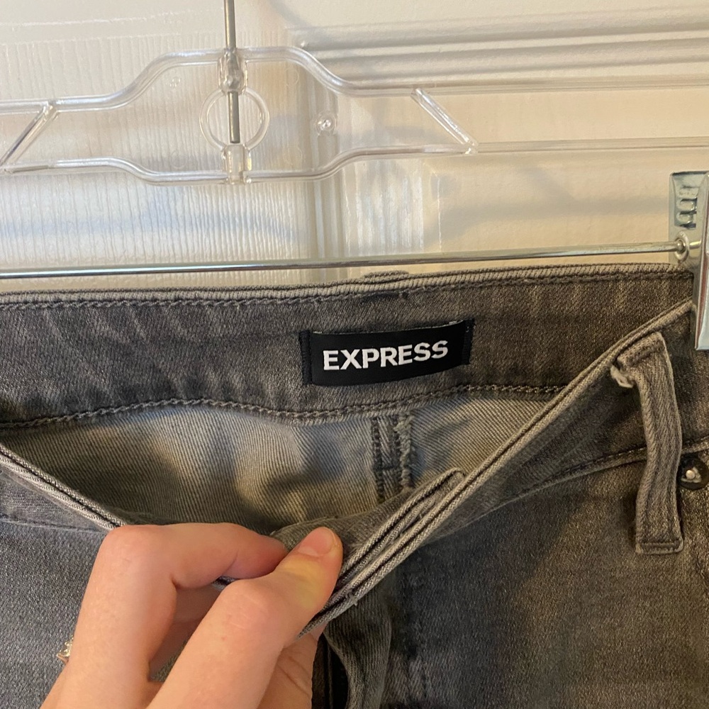 New without tags, Dark grey, washed, Express men’s slim straight jeans